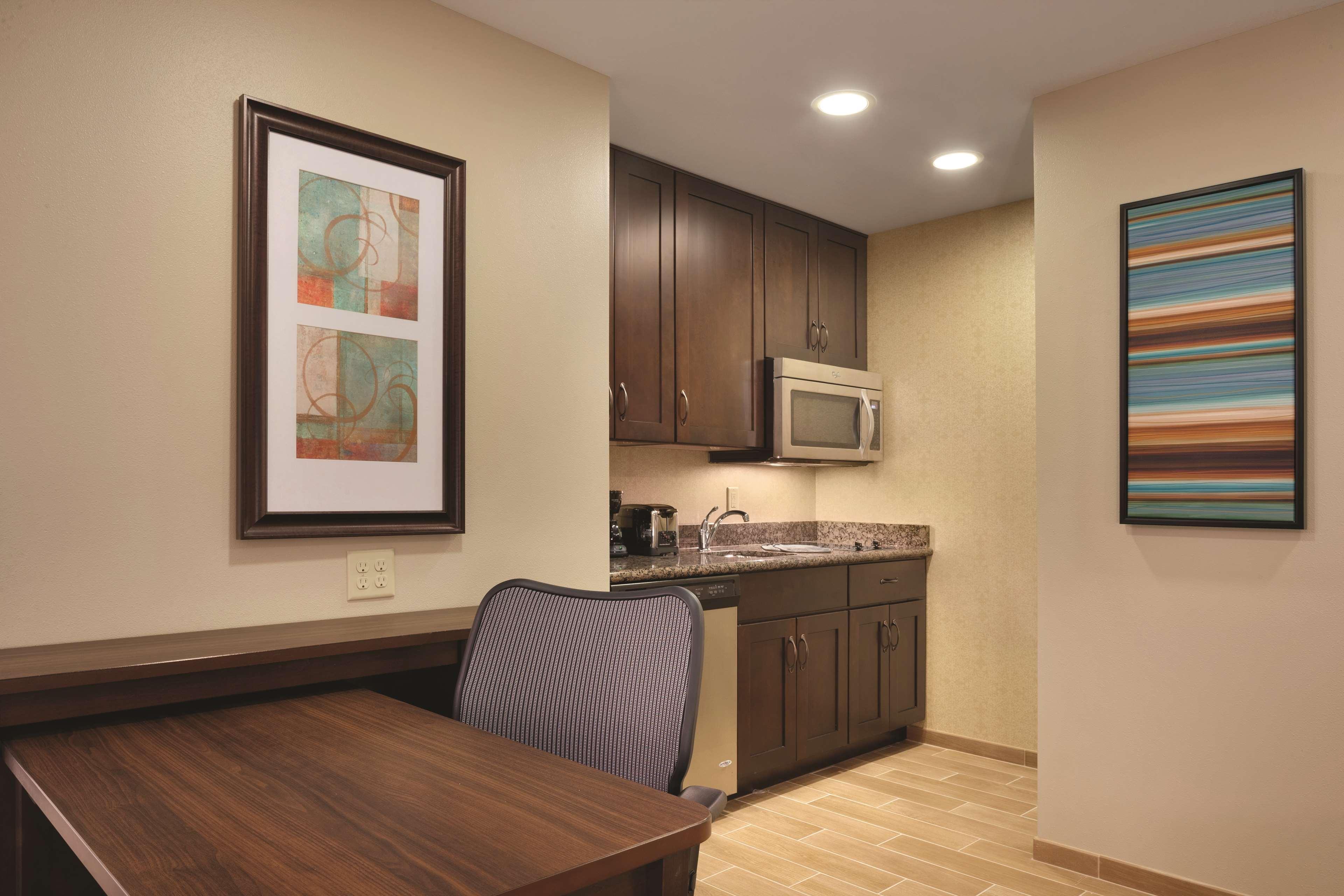 Homewood Suites By Hilton Kalamazoo-Portage Exterior foto